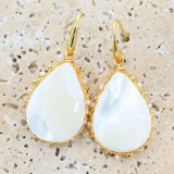 JFG-E  Gold and pearl earrings 