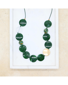 Resin acylic and metal beaded necklace